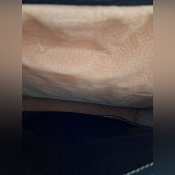 Vintage Leather Brahmin Purse - Picture 14 of 16